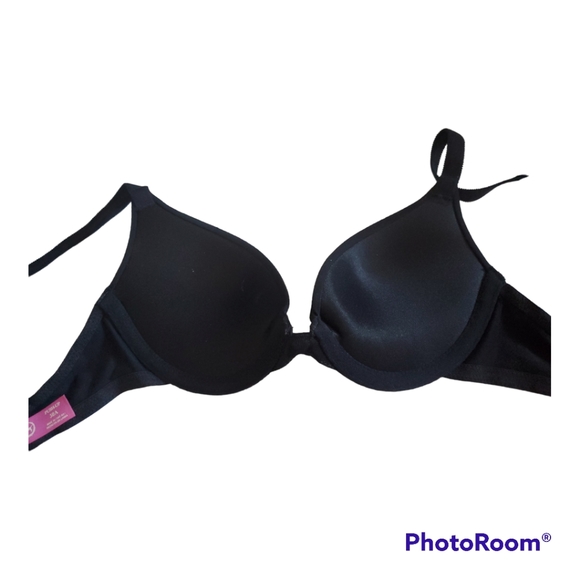 VICTORIA'S SECRET Black Push Up Bra - Size 30A - Picture 2 of 3